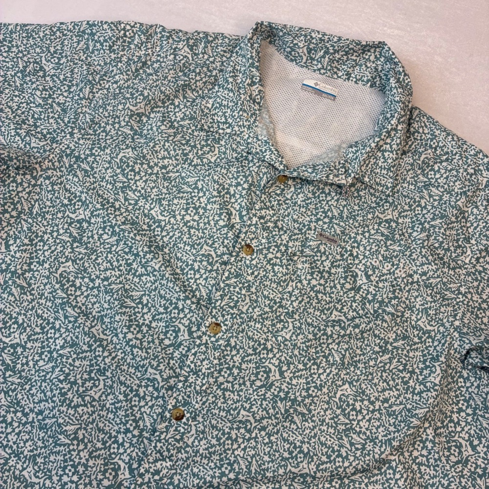 Columbia PFG Shirt Mens XXL Teal‎ Floral Marlin Short Sleeve Button Down Vented